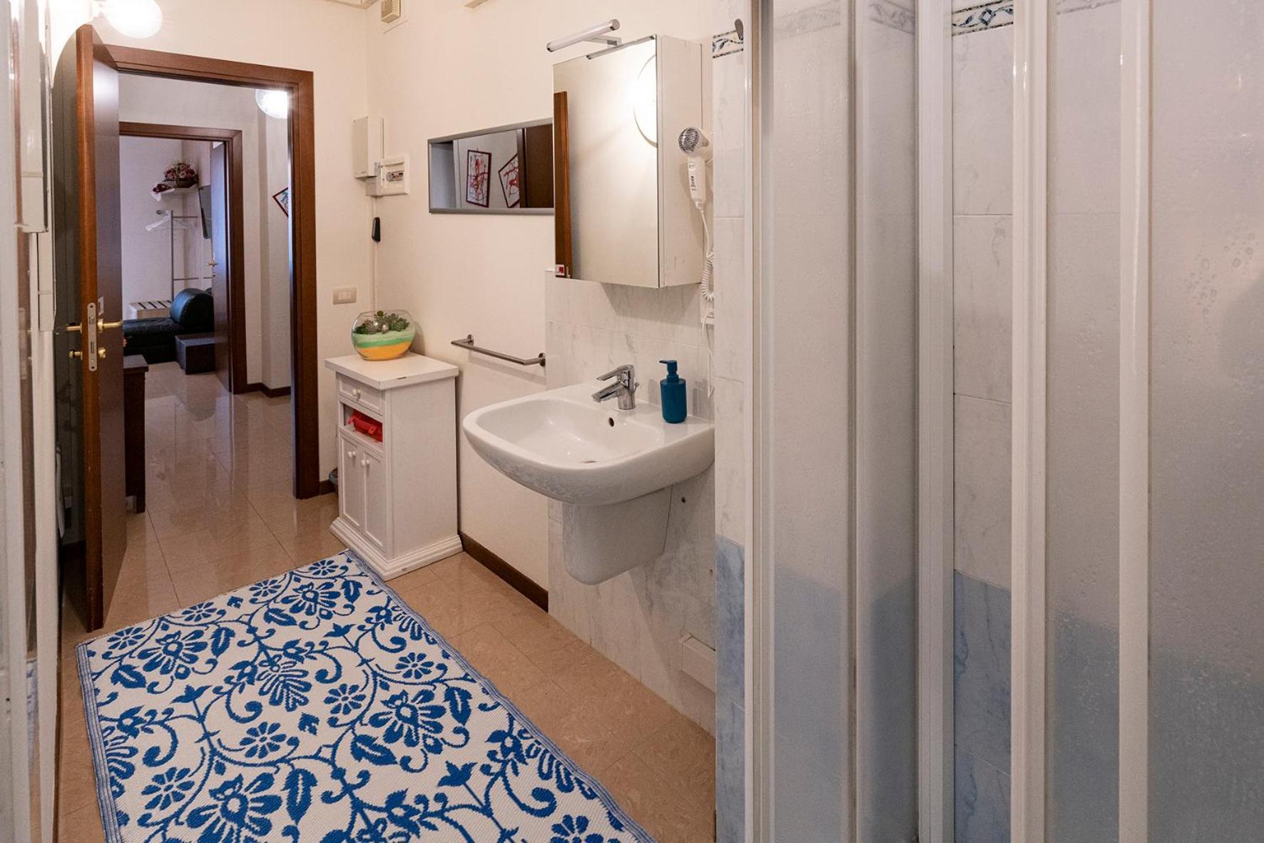 Pied A Terre - Atelier Apartment Verona Exterior photo